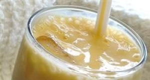 Honey-Mango Smoothie