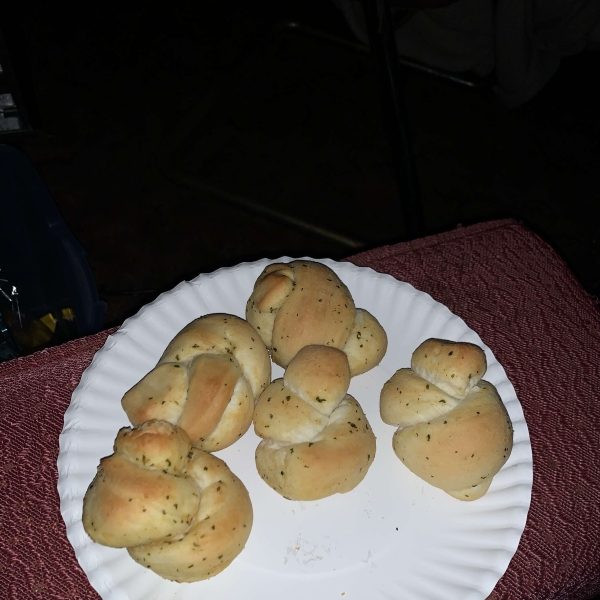 Frozen Garlic Knots in the Air Fryer