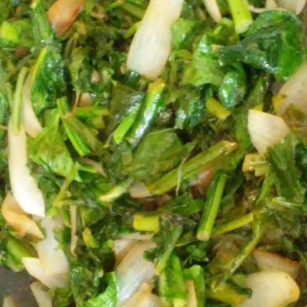 Sweet and Tangy Sauteed Collard Greens