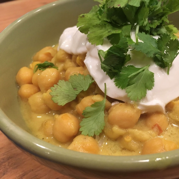Clean-Eating Coconut Chickpea Curry