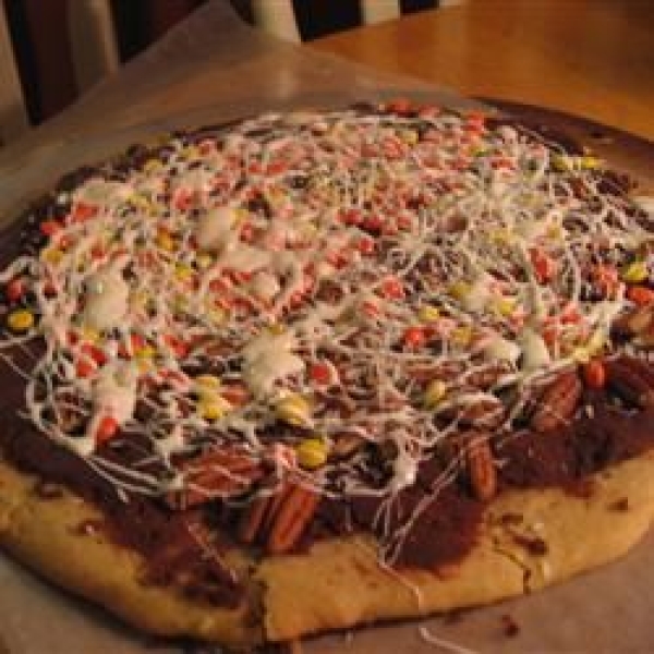 Chocolate Cookie Pizza