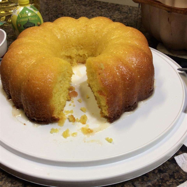 Glenda's Apricot Nectar Cake