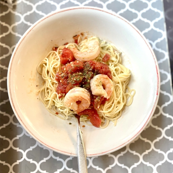 Tomato & Basil Shrimp in Garlic Butter Sauce