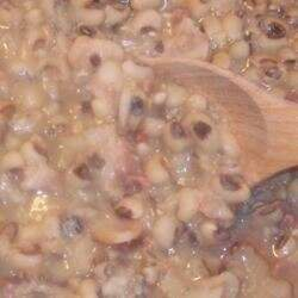 Black-Eyed Peas and Ham Hocks