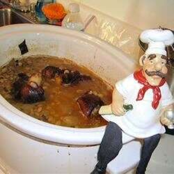 Black-Eyed Peas and Ham Hocks