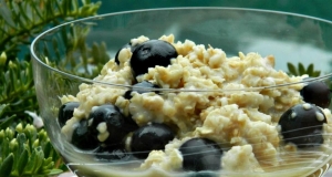 Blueberry Maple Syrup Oatmeal