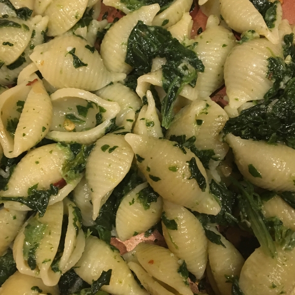 Spinach and Pasta Shells