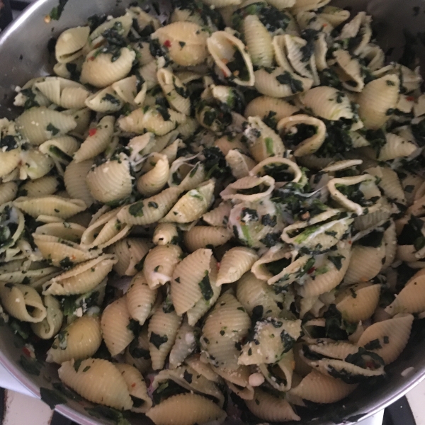 Spinach and Pasta Shells