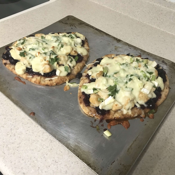 Brie Cranberry and Chicken Pizza