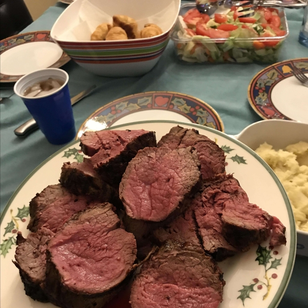 Grilled Beef Tenderloin with Herb-Garlic-Pepper Coating