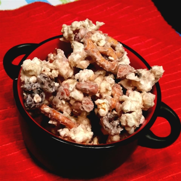 Ashley and Whitney's Popcorn and Pretzel Sweet Snack Mix