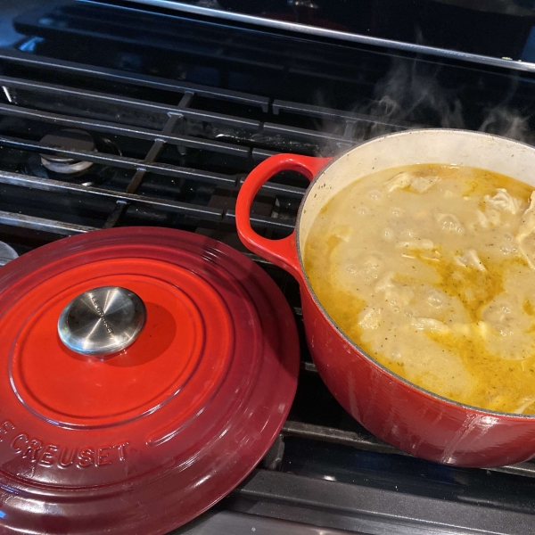 Super Easy Chicken and Dumplings