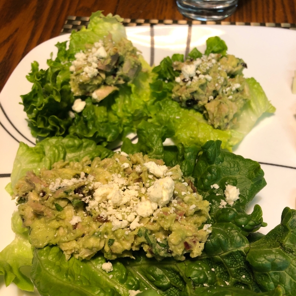 Basil-Avocado Chicken Salad Wraps