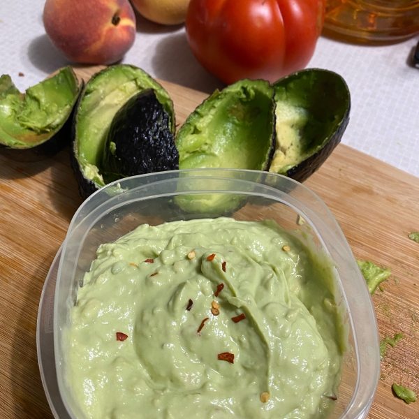 Easy and Delicious Avocado Dip