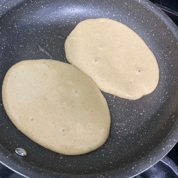 Banana-Oat Cottage Cheese Pancakes