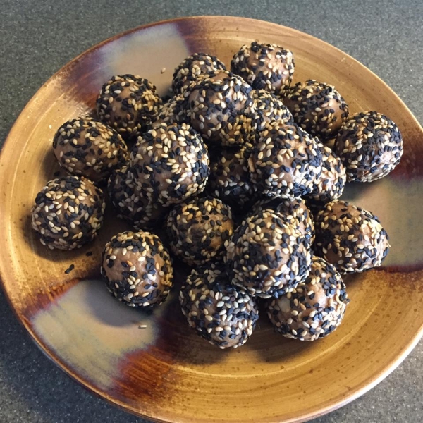 Peanut Butter Sesame Seed Balls