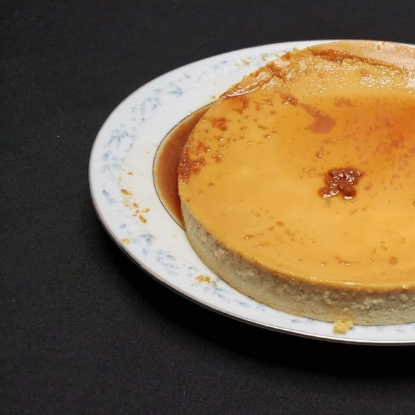 Flan de Queso (Cream Cheese Flan)