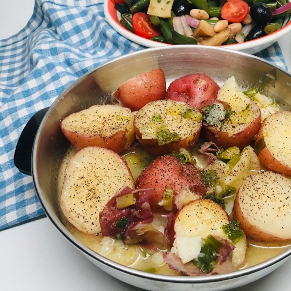 New Potatoes in Butter Sauce