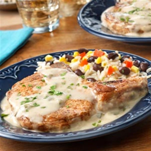 Pork Chops with Creamy Poblano Sauce