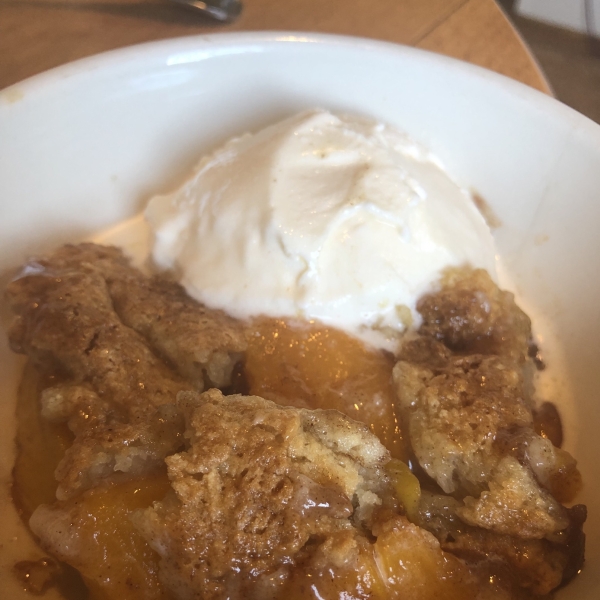 Gluten-Free Peach Cobbler