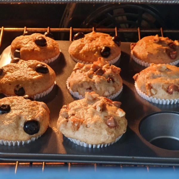 Banana Muffins with Sour Cream