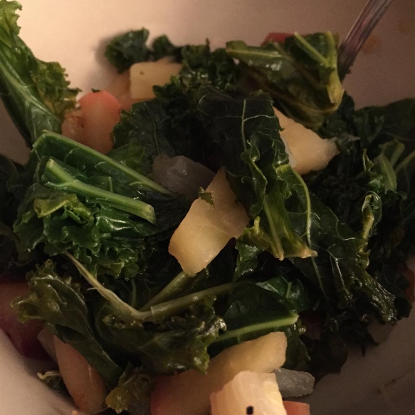 Sauteed Kale with Apples