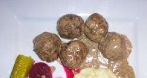Finnish Meatballs (Lihapyorykoita)