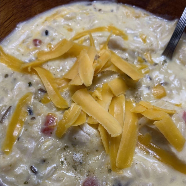 Instant Pot Chicken and Wild Rice Chowder