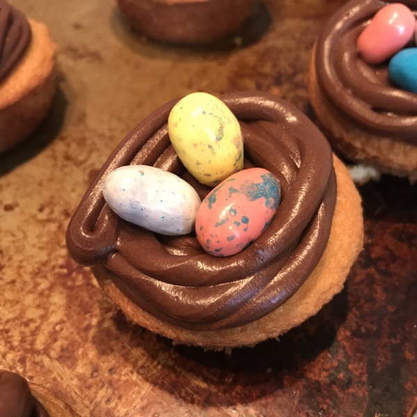 Easter Bird Nest Cupcakes