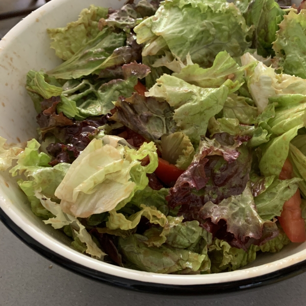 Simple Red Leaf Salad