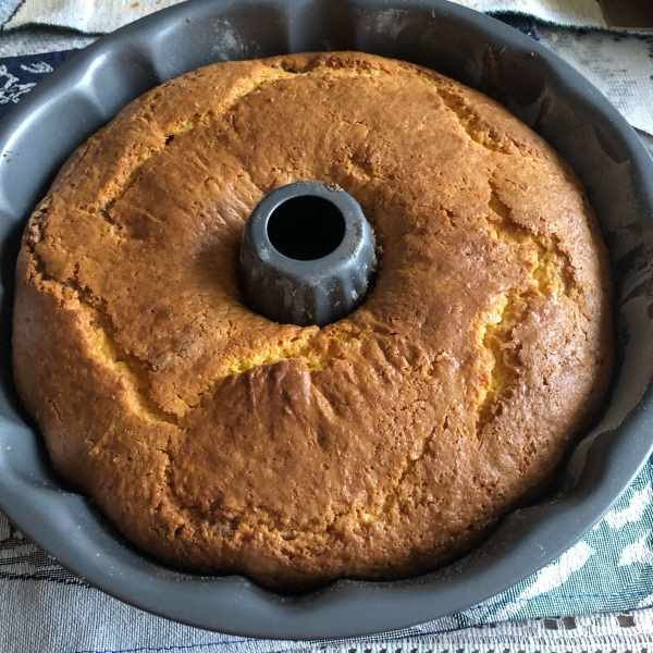Easy Apple Coffee Cake