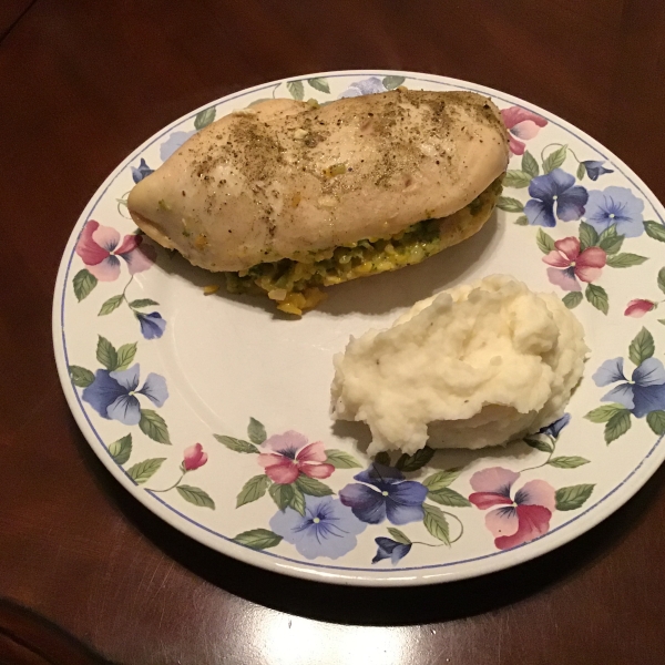 Cheesy Broccoli-Stuffed Chicken Breasts