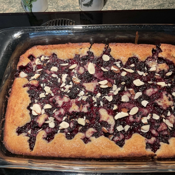 Chef John's Blackberry Buckle