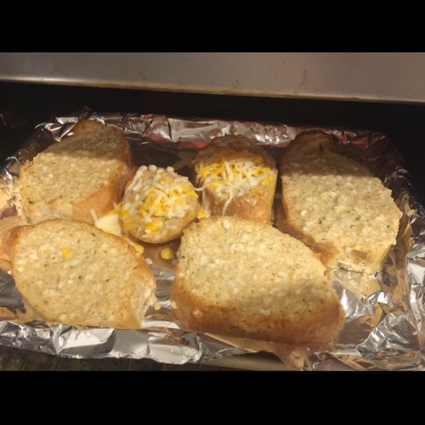 Make-Ahead Garlic Toast