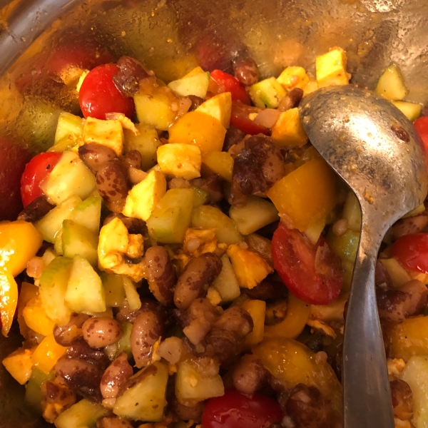 Mediterranean Chickpea Salad