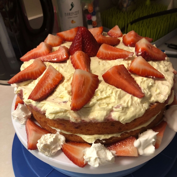 Strawberry Refrigerator Cake