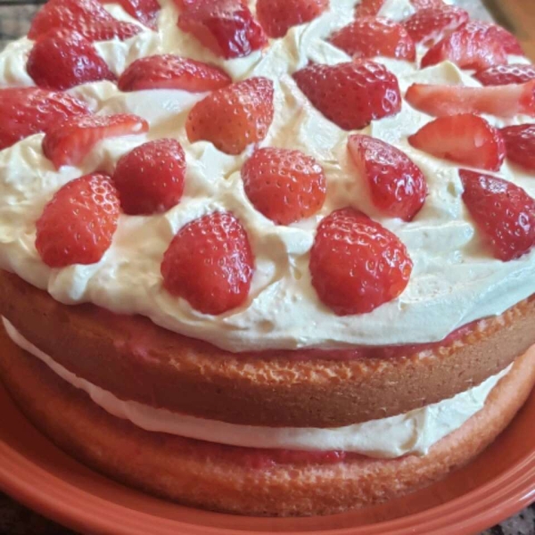 Strawberry Refrigerator Cake