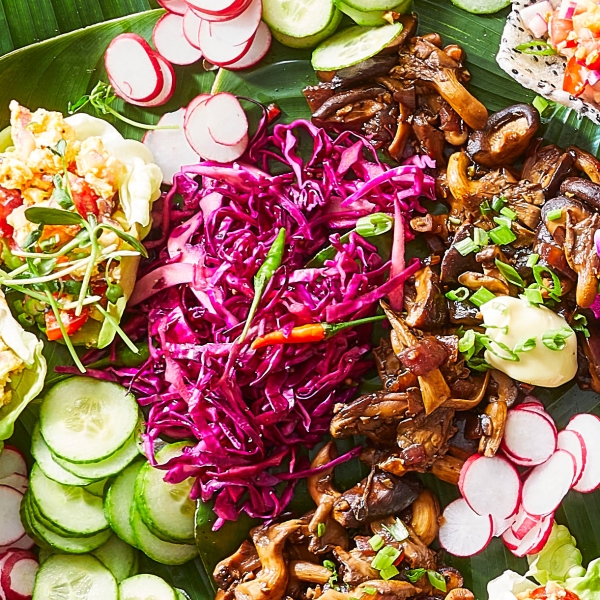Quick-Pickled Red Cabbage (Atchara)