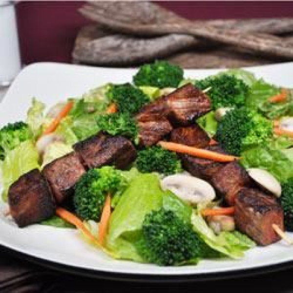 Skewered Steak and Vegetable Salad
