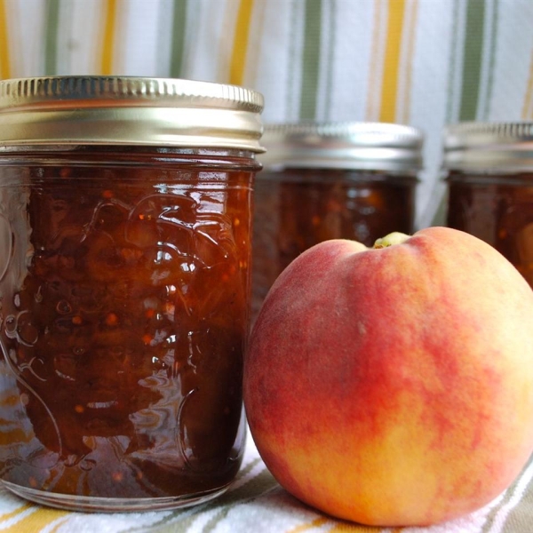 Spicy Peach Chutney