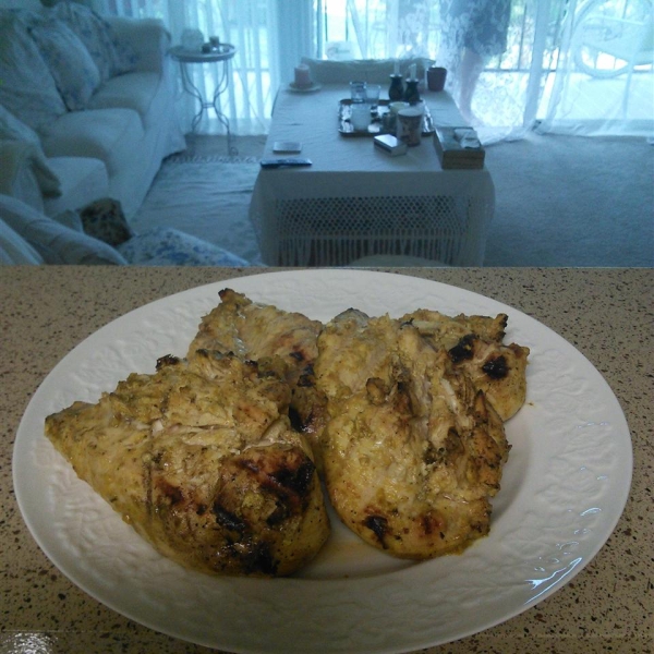 Grilled Chicken with Mango-Riesling Marinade