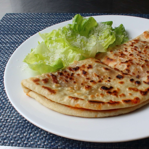 Pizzadilla (Grilled Pizza Sandwich)