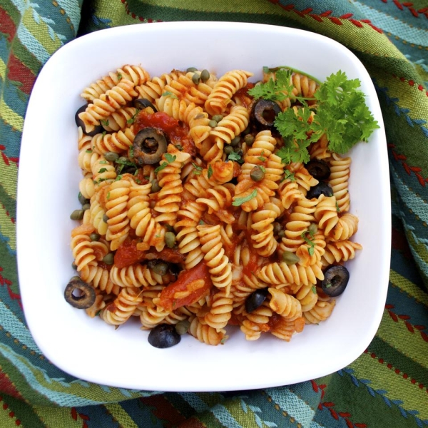 Claudio's Easy Rotini Puttanesca