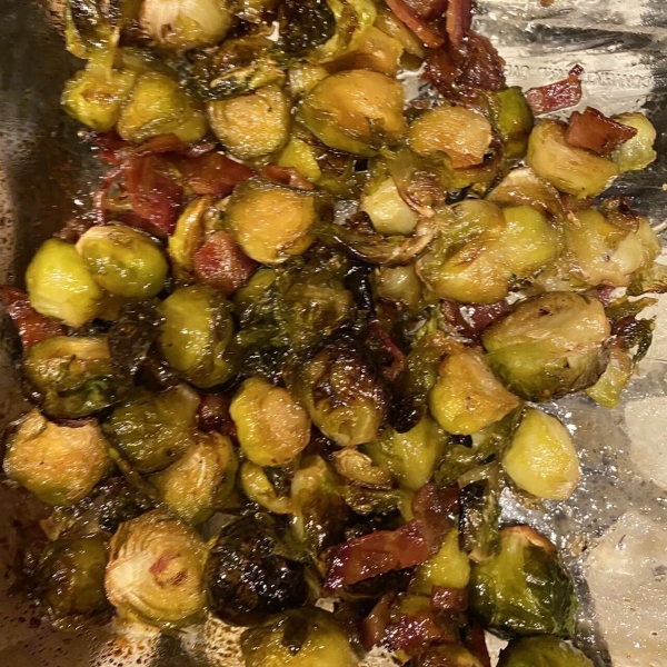 Maple Roasted Brussels Sprouts with Bacon