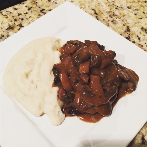 Beef Tenderloins with Mushroom-Garlic Sauce