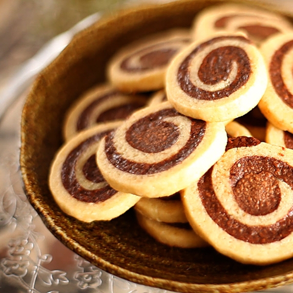 Black and White Pinwheels
