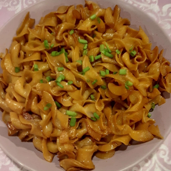 Favorite Garlic Noodles