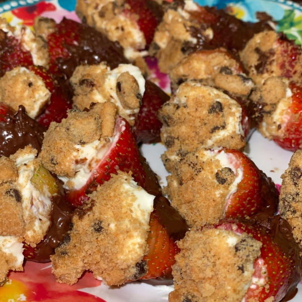 Strawberry Cheesecake Bites
