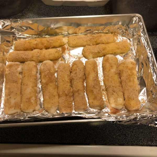 Healthy Mozzarella Sticks