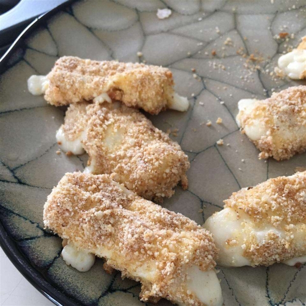 Healthy Mozzarella Sticks